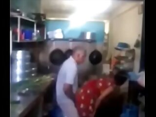 Srilankan chacha shafting his maid to kitchen nigh a sprinkling record